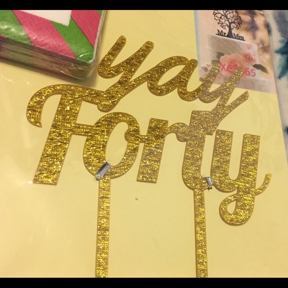 “ Yay Forty ” gold glitter acrylic Cake topper - Picture 2 of 4